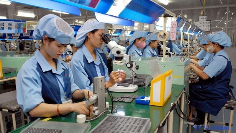 Công nhân sản xuất sẽ tham gia sản xuất hàng hóa