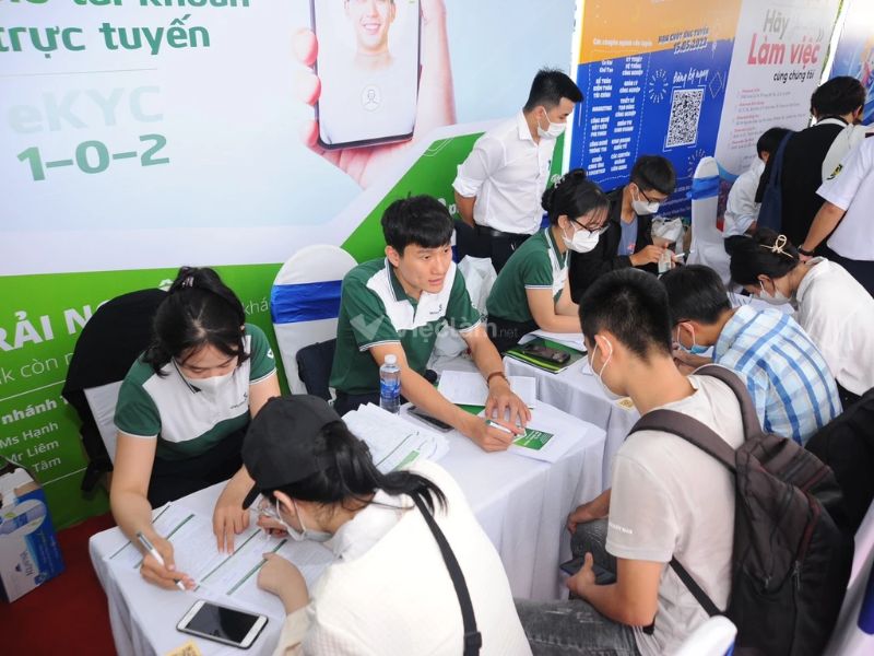Nhu cầu tuyển dụng việc làm tại Đức Hòa Long An