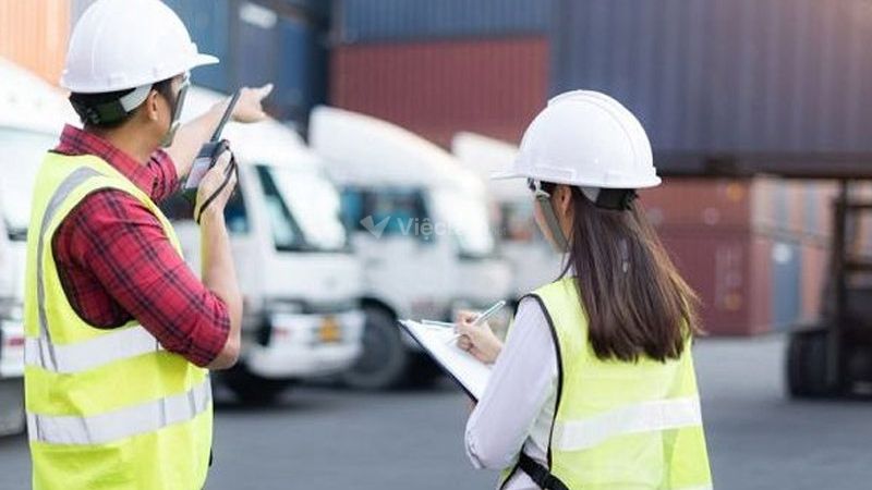 Lời khuyên cho các bạn nữ muốn học ngành Logisticss