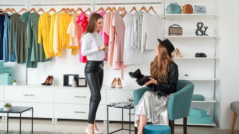 Tư chất nghệ thuật là yếu tố không thể thiếu đối với stylist - Nguồn: Internet