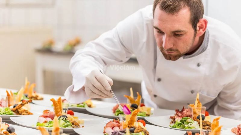 Chef de cuisine hay còn gọi là bếp trưởng