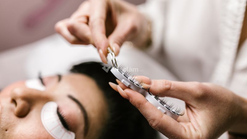 Trang Beauty Salon các học viên được áp dụng kiến thức từ lý thuyết ra thực tiễn.