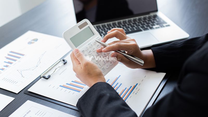 Accountant là gì? Mô tả chi tiết công việc và kỹ năng cần có Accountant là gì?