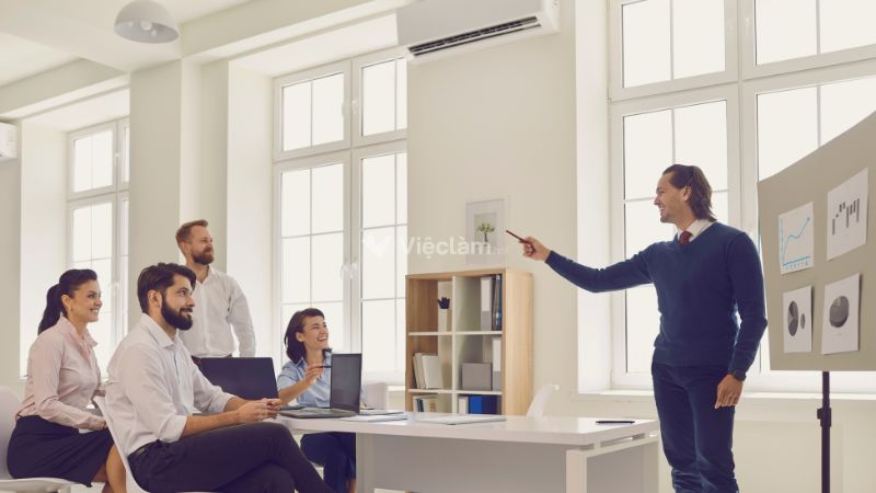 Sales Executive là gì? Kỹ năng cần có để trở thành Sales Executive Ngoài kỹ năng chuyên môn về bán hàng, Sales Executive còn cần phải có khả năng lãnh đạo