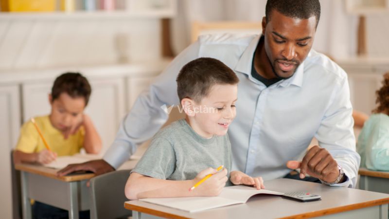 Assistant là gì? Những kỹ năng cần Assistant không thể thiếu Assistant Teacher