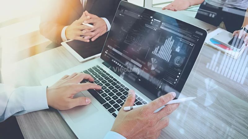 Marketing Executive là gì? Mô tả công việc và yêu cầu của Marketing Executive Marketing Executive cần có khả năng thu thập, phân tích thị trường