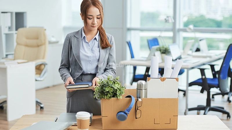 Người lao động cần xin nghỉ việc trước bao lâu là đúng theo quy định của Pháp luật Ngành, nghề, công việc thông thường