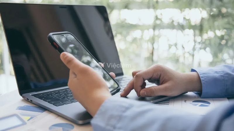 Hướng dẫn nhắn tin xin nghỉ việc khéo léo và chuyên nghiệp Tin nhắn xin nghỉ việc trình bày chi tiết