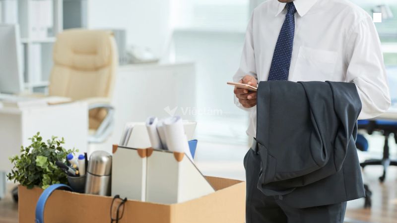 Hướng dẫn nhắn tin xin nghỉ việc khéo léo và chuyên nghiệp Nhắn tin xin nghỉ việc