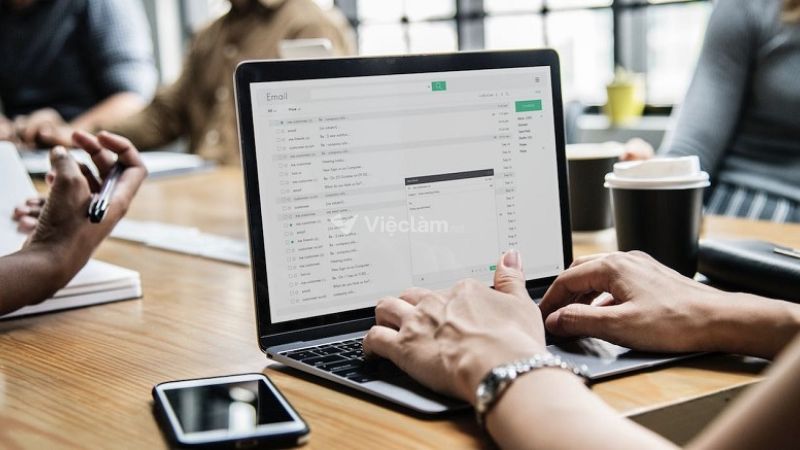 Quy trình tuyển dụng nhân sự chuyên nghiệp cho mọi doanh nghiệp Gửi thư mời nhận việc cho các ứng viên đạt tiêu chuẩn tuyển dụng