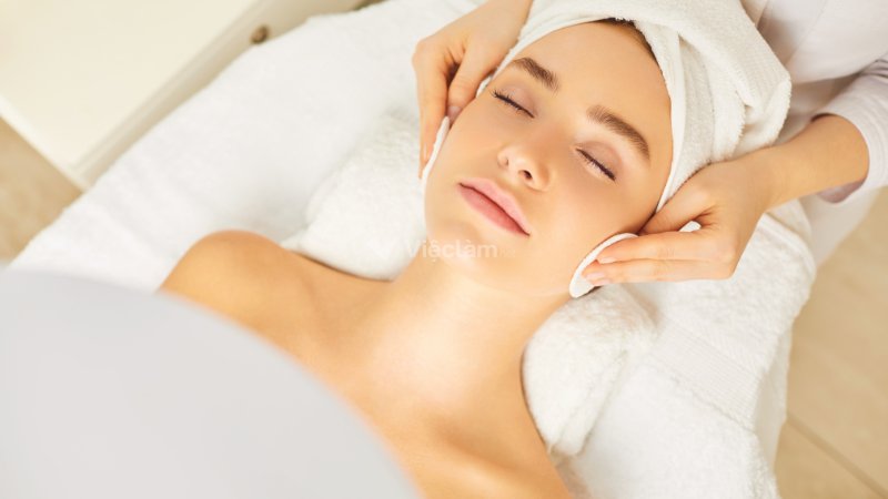 Học Spa bao nhiêu tiền? Tìm hiểu chi phí các khóa học Spa hiện nay Lời khuyên khi lựa chọn các khóa học Spa