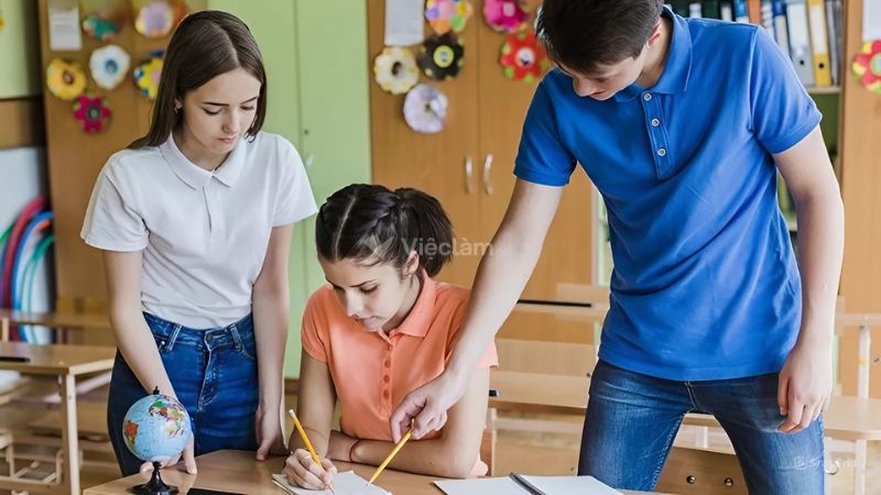 Trợ giảng là gì? Các kỹ năng cần có của một trợ giảng Vị trí trợ giảng ngoại ngữ cho học sinh