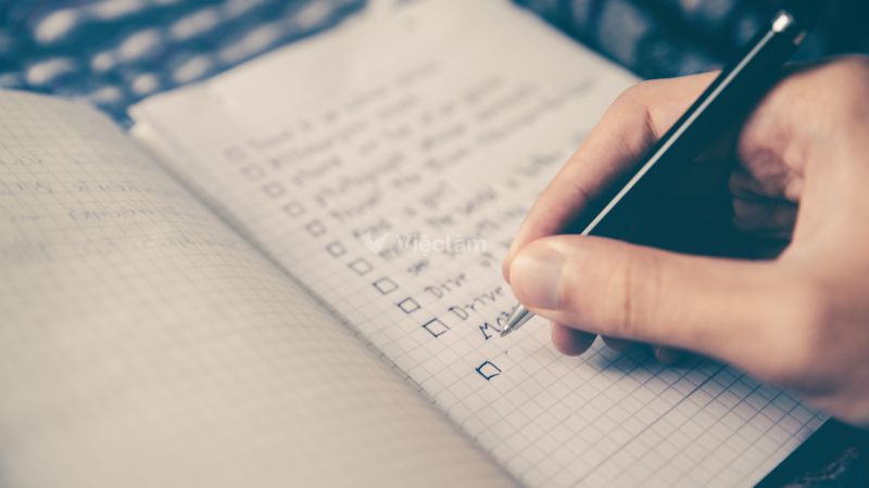 Mẹo trình bày mục tiêu ngắn hạn và dài hạn trong CV thu hút nhà tuyển dụng Mẹo viết mục tiêu ngắn hạn và dài hạn thu hút trong CV.