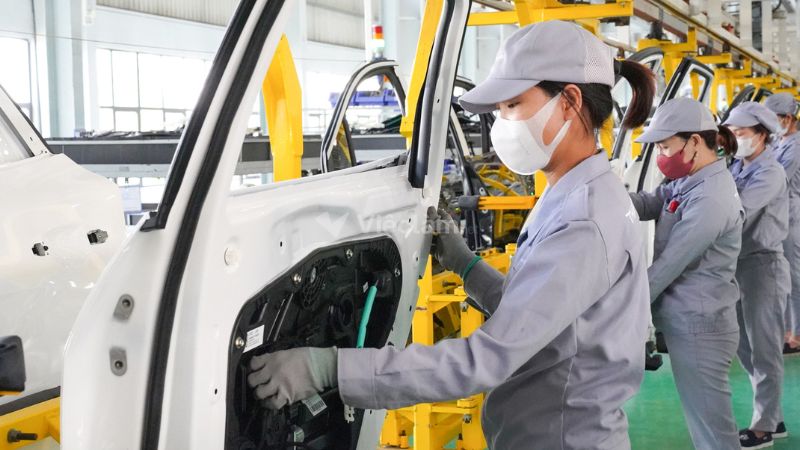 Lao động phổ thông là gì? Cơ hội việc làm cho lao động phổ thông Công nhân lao động phổ thông là gì? Các ngành nghề thuộc lao động phổ thông