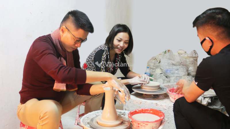 Trải nghiệm top 11 địa chỉ workshop làm gốm Hà Nội thú vị hông gian nhỏ nhưng ấm cúng, nơi những đôi bàn tay khéo léo tạo nên điều tuyệt vời!