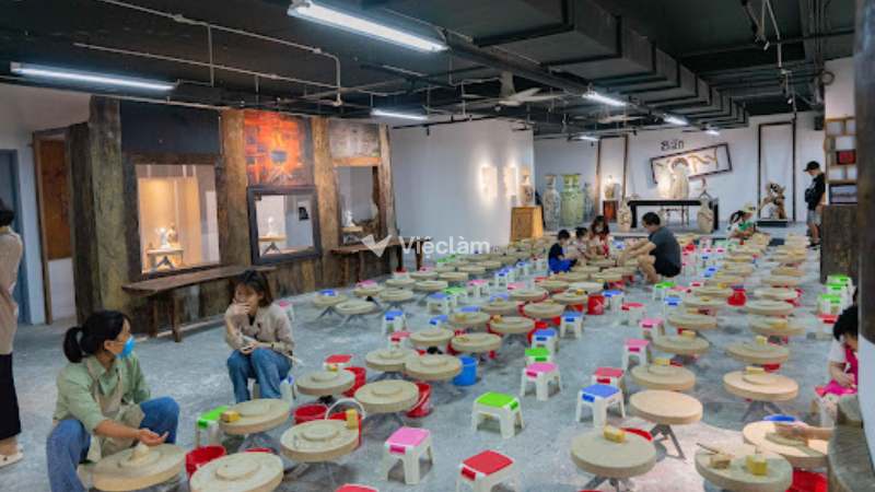 Trải nghiệm top 11 địa chỉ workshop làm gốm Hà Nội thú vị Trở thành “nghệ nhân danh dự” chỉ trong một buổi trải nghiệm độc đáo tại Bàn Xoay Studio