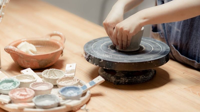 Top 12 địa chỉ workshop làm gốm TPHCM thú vị, đáng trải nghiệm Workshop làm gốm TPHCM