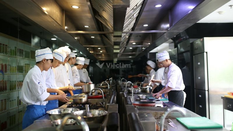 Top 11 địa chỉ học nấu ăn ở Hà Nội chất lượng, đáng để học Học viện quốc tế CHMK