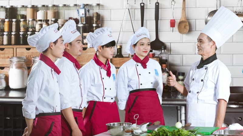 Top 11 địa chỉ học nấu ăn ở Hà Nội chất lượng, đáng để học Trường nghề Thanh Xuân