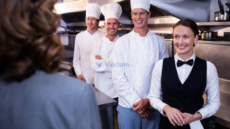 F&B Manager là gì trong khách sạn? Mô tả công việc chi tiết Xây dựng quy trình, quy định quản lý dịch vụ F&B