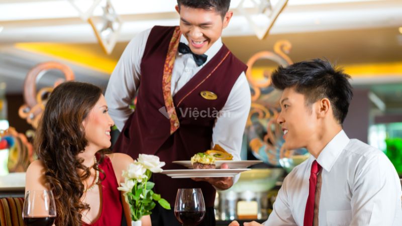 Một số lưu ý cần biết khi phục vụ nhà hàng