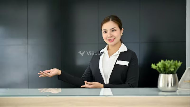 FO là gì trong khách sạn? Mức lương và lộ trình thăng tiến của bộ phận FO FO là gì trong khách sạn? Vai trò và cơ hội nghề nghiệp ra sao?