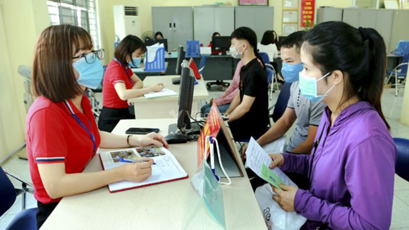 Trung tâm giới thiệu việc làm tại Vĩnh Phúc tiếp nhận thông tin của người lao động