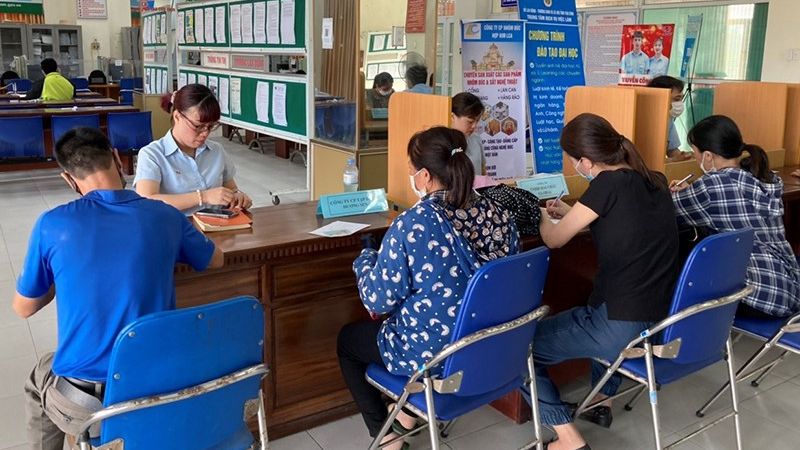 Trung tâm giới thiệu việc làm Thái Bình hỗ trợ người lao động tư vấn việc làm (Nguồn: consosukien.vn)