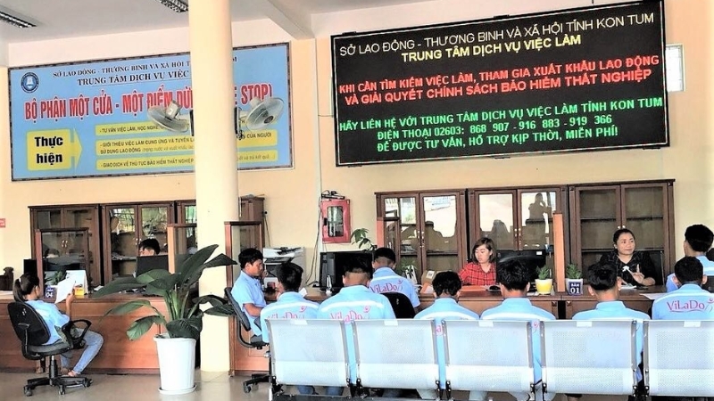 Địa chỉ các trung tâm giới thiệu việc làm tại Kon Tum và thông tin liên hệ Trung tâm là đơn vị công lập có chức năng tiếp nhận hồ sơ, hướng dẫn thủ tục và chi trả trợ cấp BHTN đúng quy định