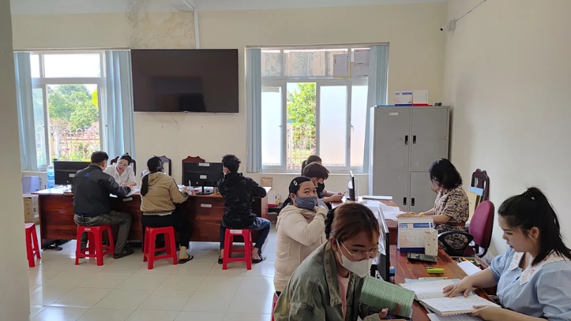 Địa chỉ các trung tâm giới thiệu việc làm tại Đắk Nông và thông tin liên hệ Cán bộ TTDVVL Đắk Nông đang tiếp nhận hồ sơ và tư vấn cho người lao động