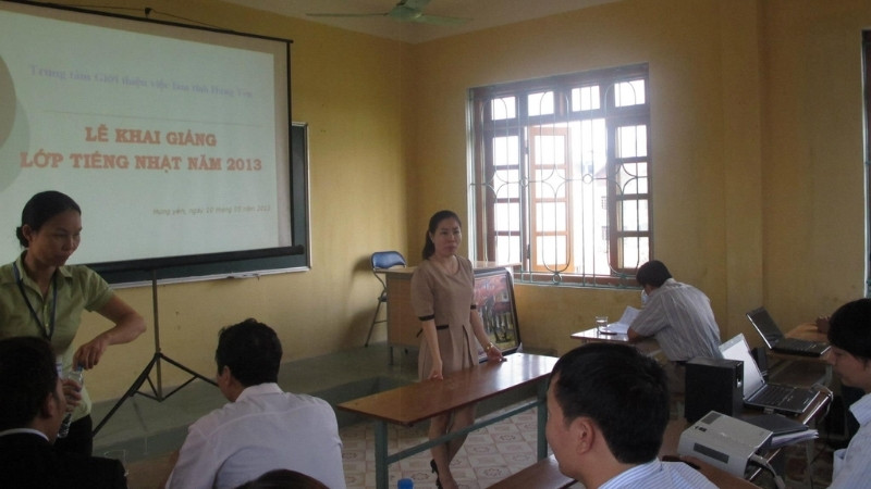 Trung tâm dịch vụ việc làm tỉnh Hưng Yên hỗ trợ đào tạo ngoại ngữ cho người lao động