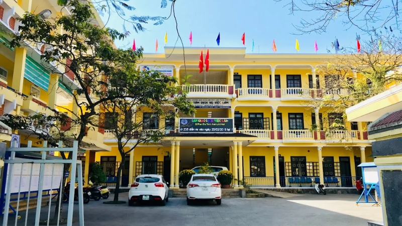 Trụ sở chính TTDVVL Huế