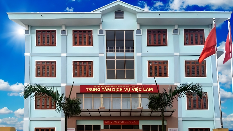 Trụ sở chính TTDVVL Tuyên Quang