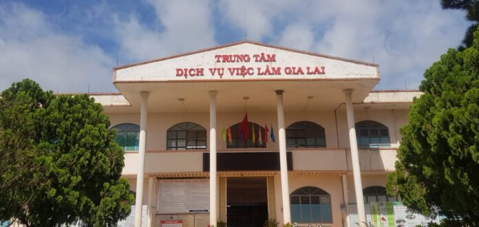 Bên ngoài trụ sở chính Trung tâm giới thiệu việc làm Gia Lai (Nguồn: Google review)